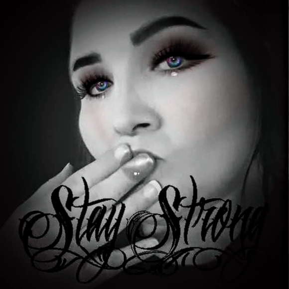 Meet your Posher, Tiffany - Picture 5 of 5